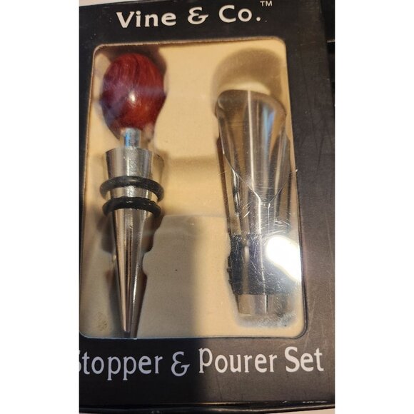 2 Piece Set Vine & Co Wine Bottle Stopper and Pourer Set Van's Gifts 2008 Gift B - Picture 2 of 7